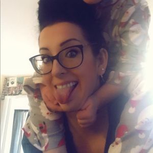 Meet your Posher, Lynnette